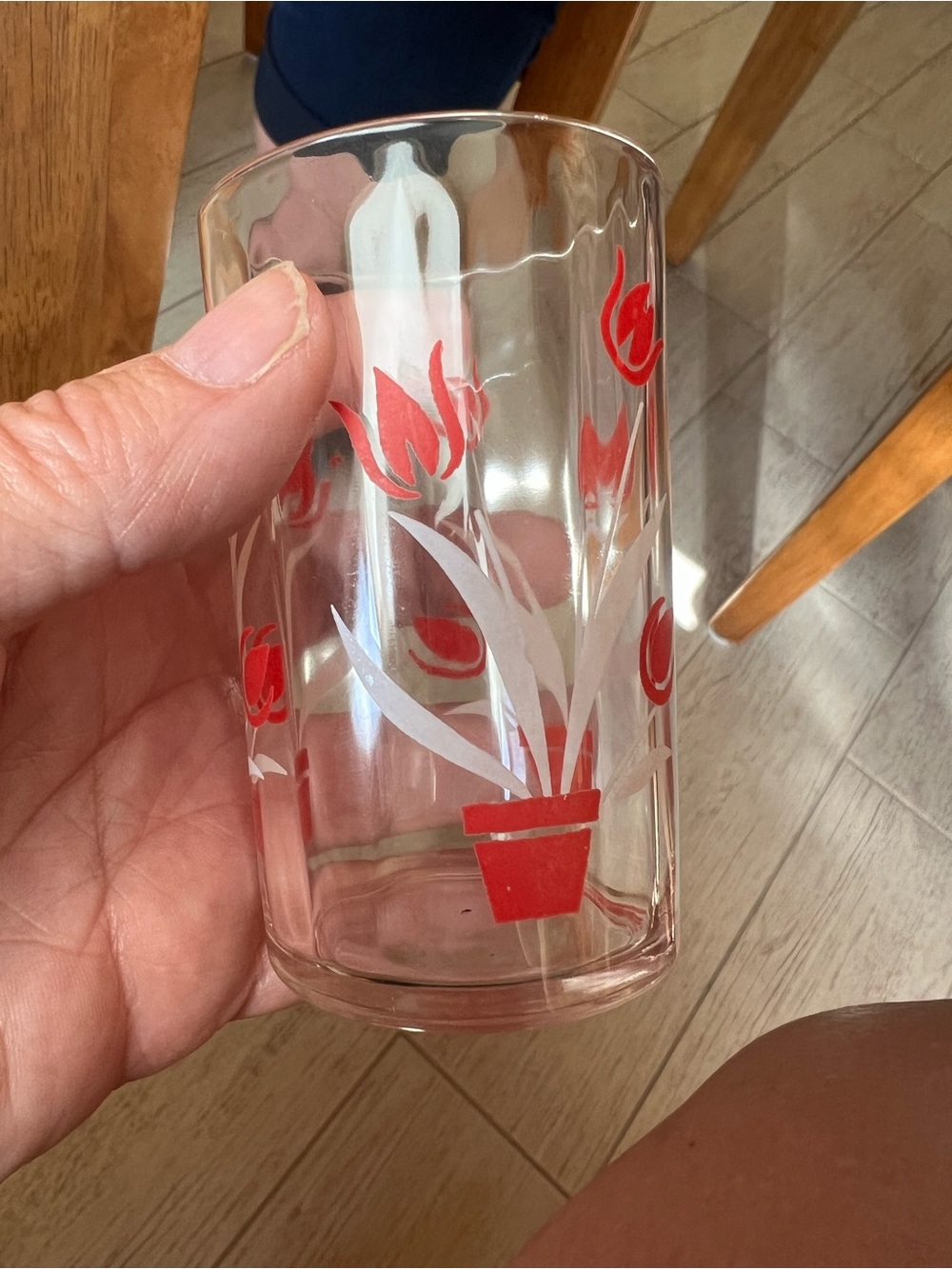 Swanky Swigs Kraft 4oz juice glasses red tulip pattern with optical prism